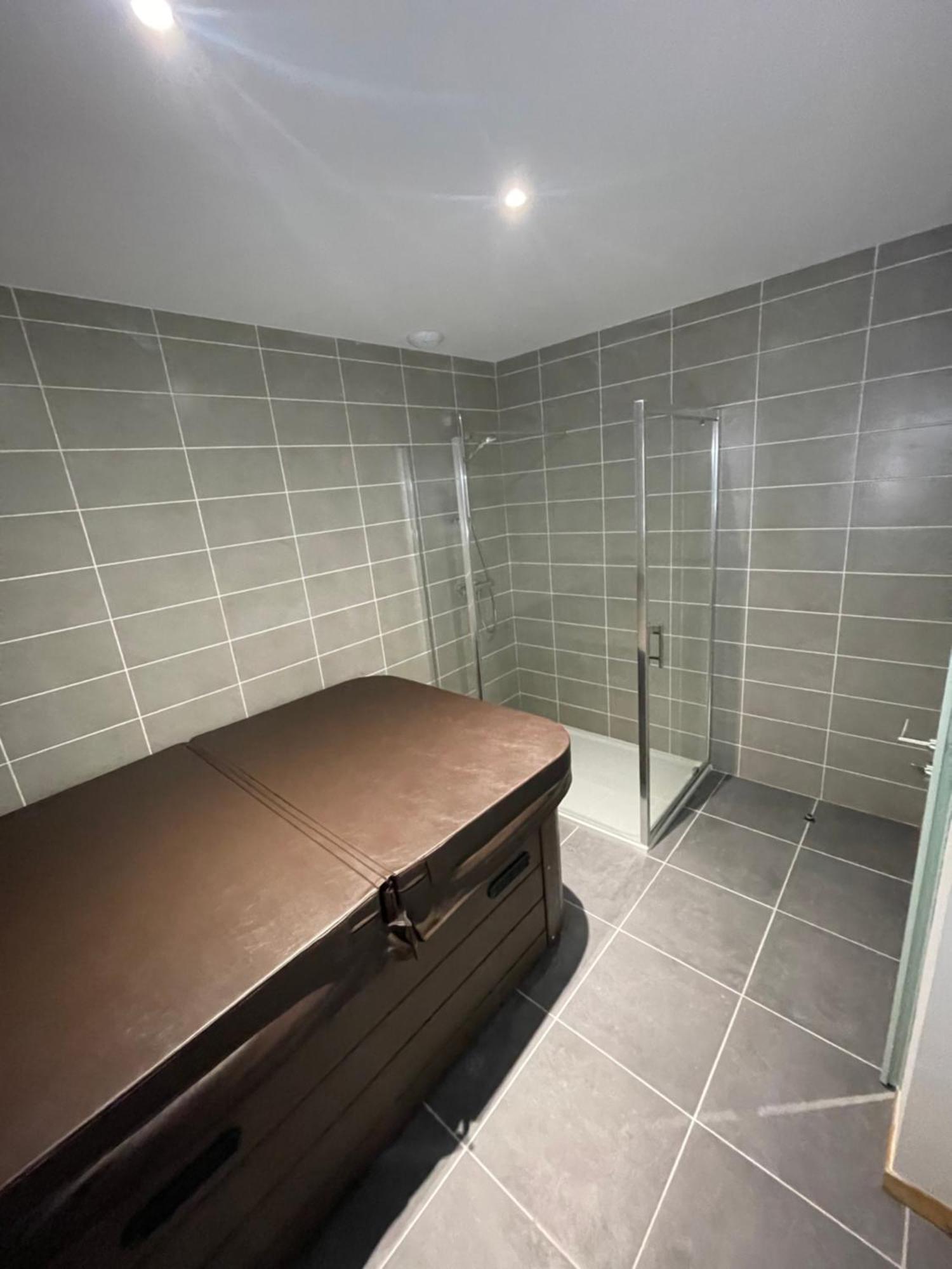 Le Salvador - Appart'Hotel De 18M2 A 44M2 La Talaudiere Zewnętrze zdjęcie