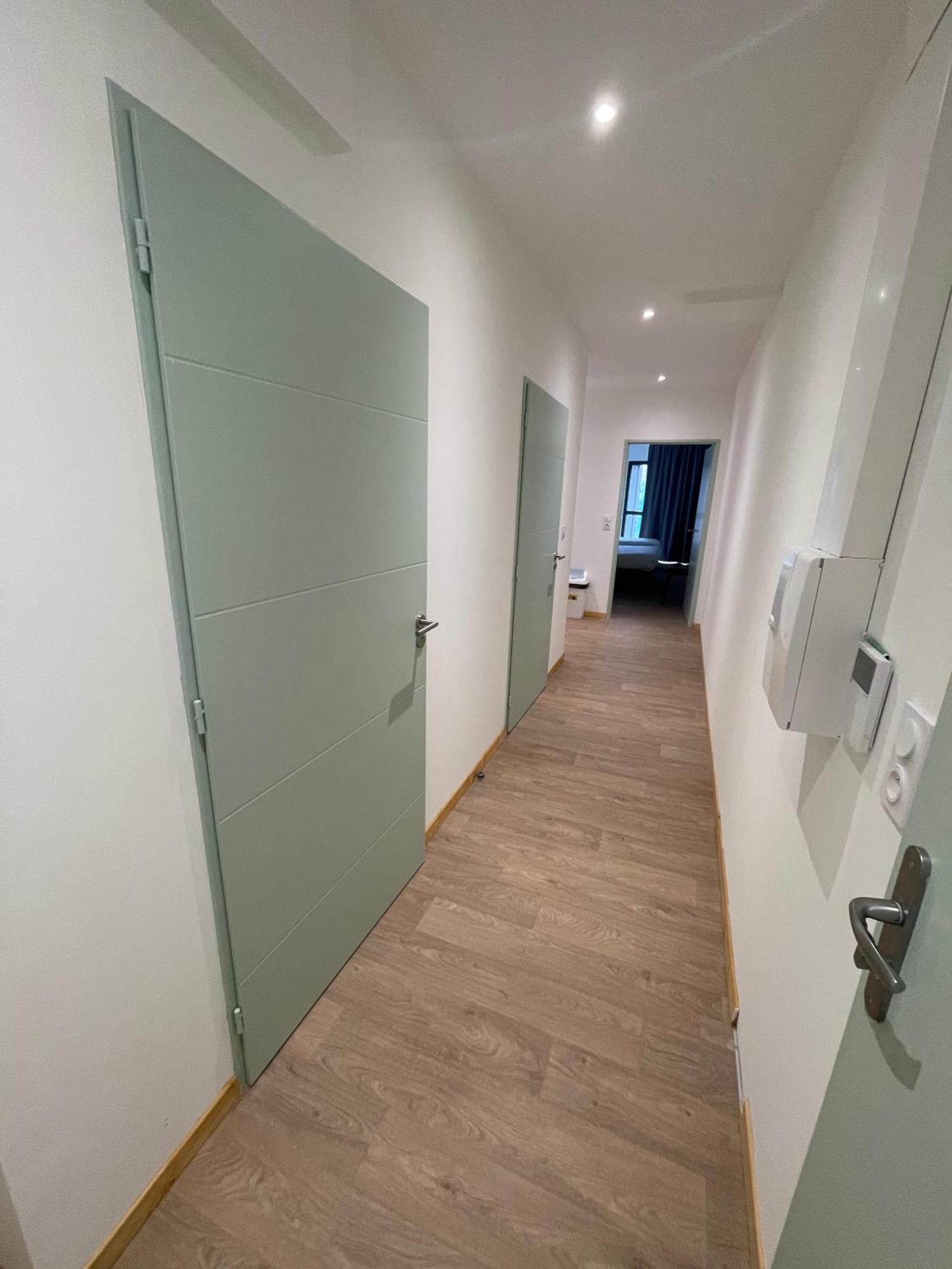 Le Salvador - Appart'Hotel De 18M2 A 44M2 La Talaudiere Zewnętrze zdjęcie